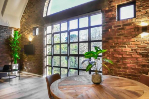Upmarket Apartment